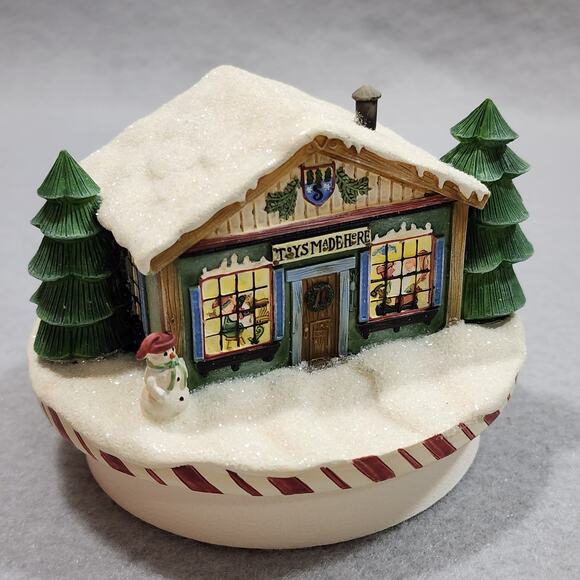 Our America Gift SANTA'S WORKSHOP #8041 By Debbie Mumm Candle Topper Collection - Picture 5 of 13